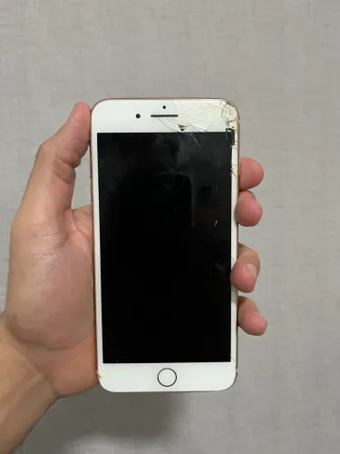 iPhone 8 Plus