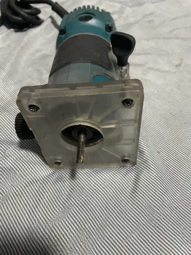 Tupia makita 127V