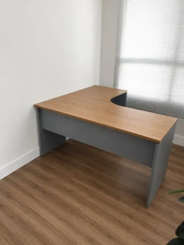 Mesa escritório Premium em L | elegante e excelente material | novíssima