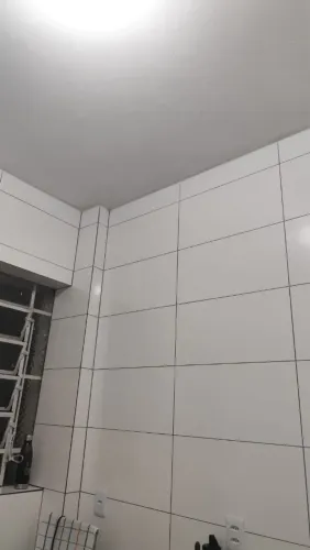 Piso/Azulejo de Cerâmica Branco 31x60cm, marca Ilhabella