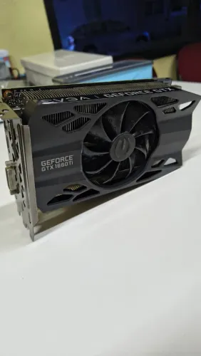Placa de vídeo Desktop Evga Nvidia Geforce Gtx 1660ti 6gb