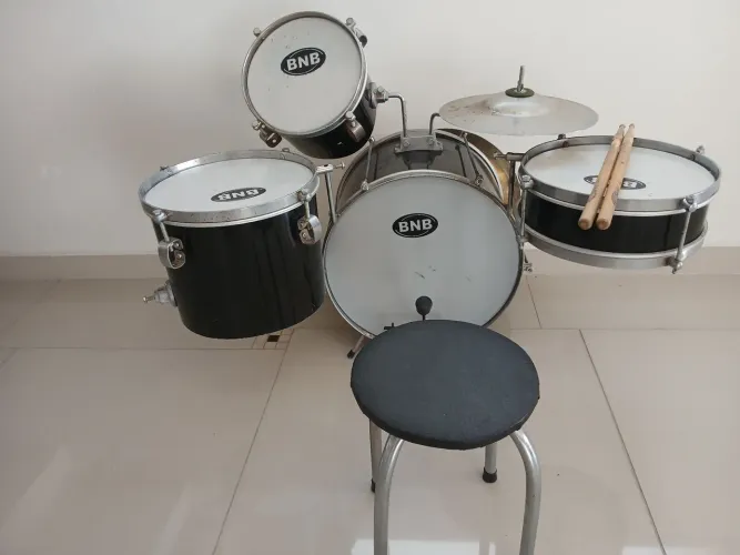 Bateria infantil BNB