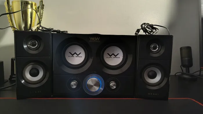 Caixa de som Ozaki Woofer of Woofer (WoW)