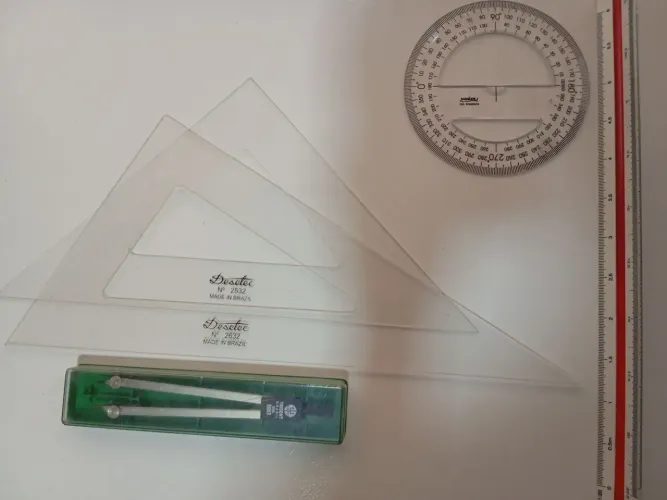 Material para desenho técnico 