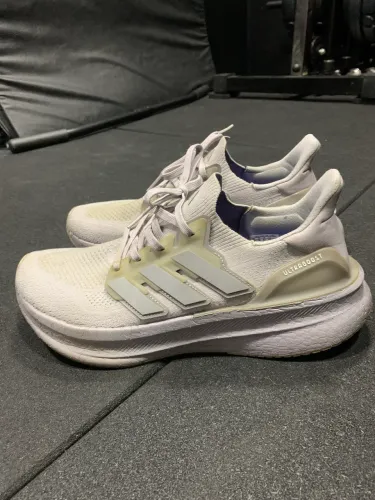 Tênis Adidas Ultraboost 5 Original 42