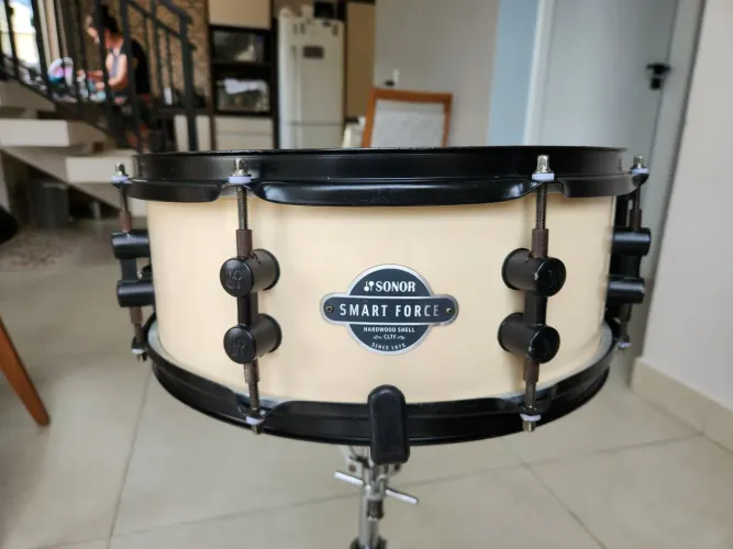Caixa de bateria Sonor Smart Force 14x5.5 ( ñ pearl tama yamaha dw ludwig mapex odery)