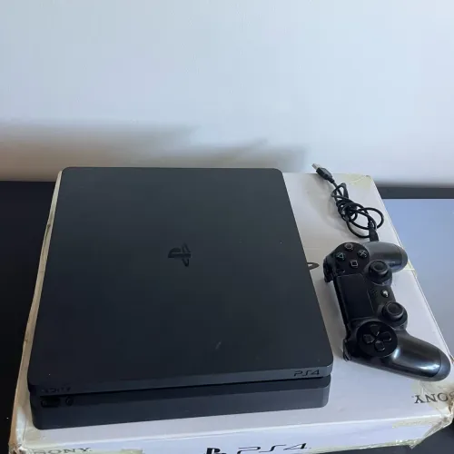 Ps4 Slim Desbloqueado Impecável Lotado de Jogos