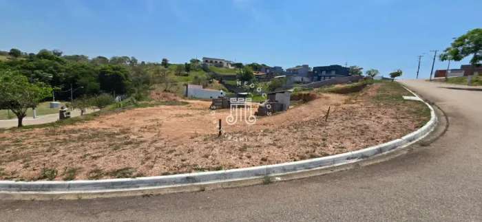TERRENO A VENDA EM CONDOMÍNIO FECHADO EM JUNDIAÍ / SP