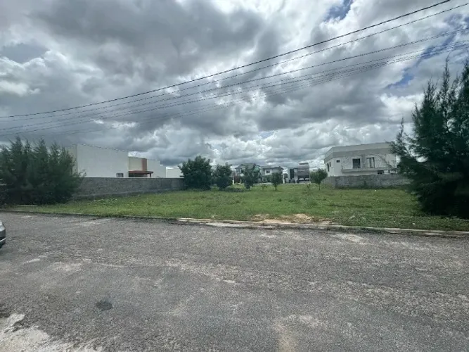 Vende- se lote no Resd Ninho- baixo mercado valor