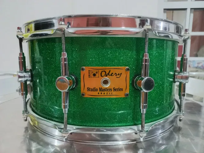 Caixa bateria odery 14x6,5