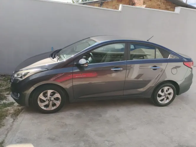 Hyundai HB20S Premium 1.6 Flex 16V Aut. 4P 2018