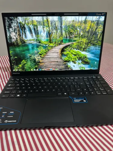 Notebook Positivo Vision i15 - NOVO! SSD NVMe + 8GB + Turbo 3.90GHz