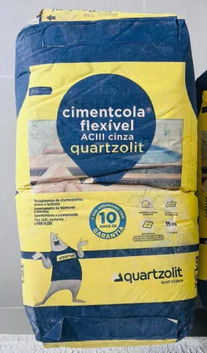Comentcola Quartzolit AC lll cinza flexível 