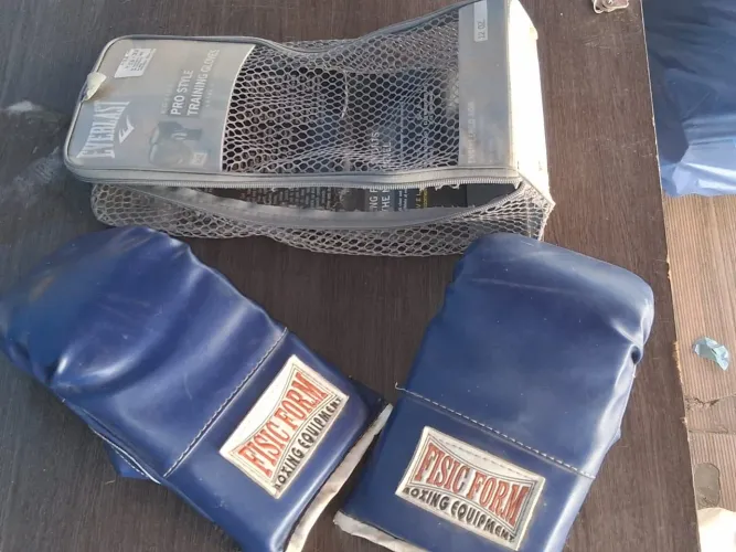 ? Luva de Boxe / Muay Thai / Kickboxing Fisic Form (Azul)