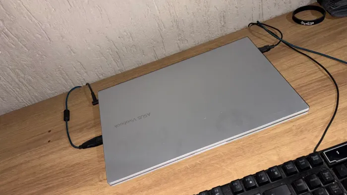 ASUS VIVOBOOK X515EA - USADO.