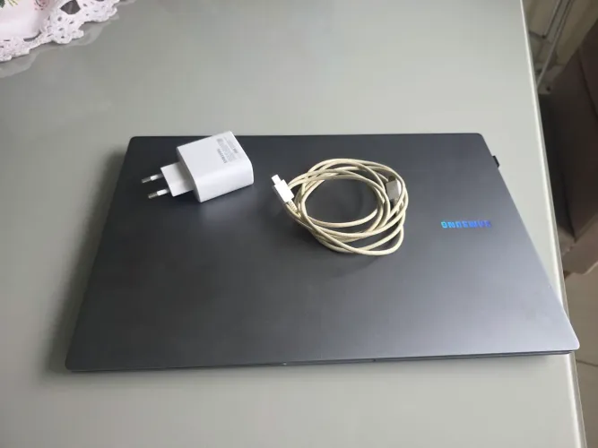 Galaxy book 4 zerado