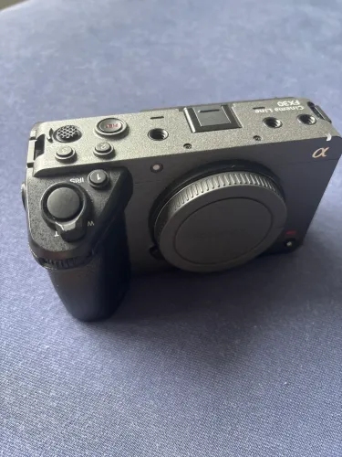 Sony FX30
