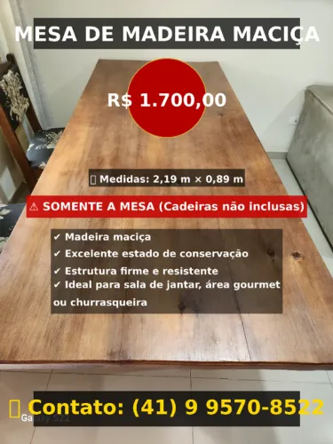Mesa de jantar, 8 lugares, madeira maciça. Somente a mesa, sem as cadeiras.