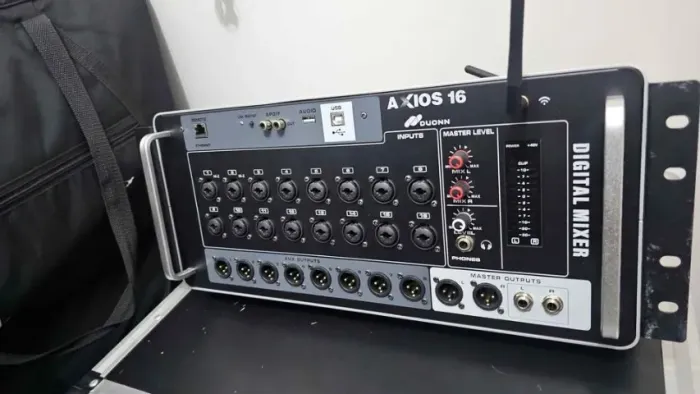 Mesa de som digital axios 16