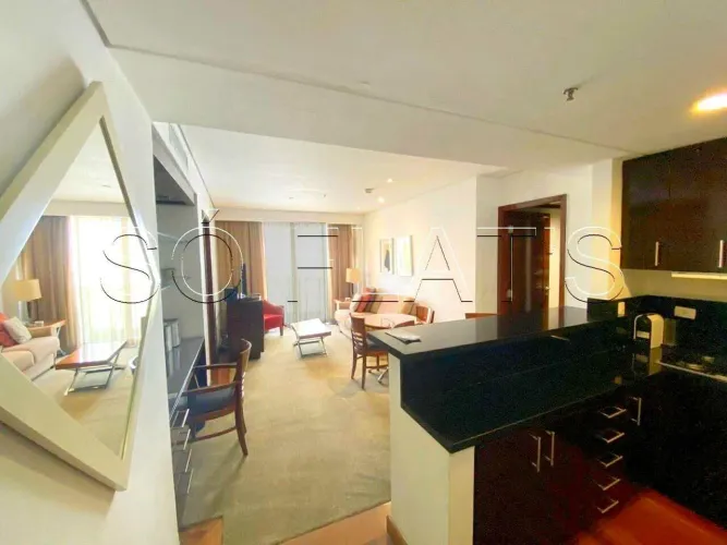 Flat alto padrão no Itaim Bibi (George V) com piscina, vaga e serviços de hotel