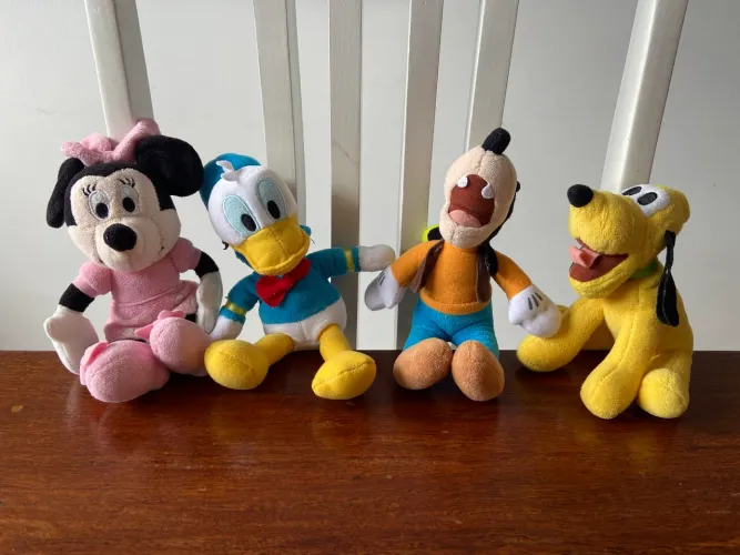 Kit Turma Mickey pelúcia 15cm