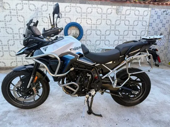 Triumph Tiger 900 Alpine Edition 2026