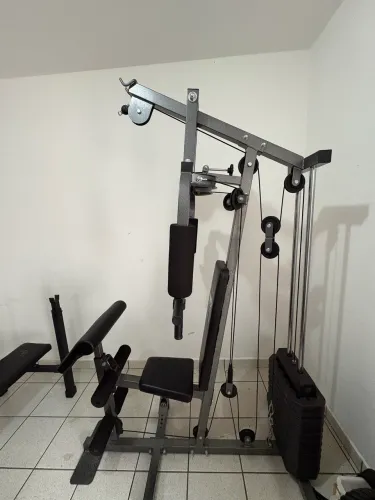 Estação de Musculação com 80kg WTC