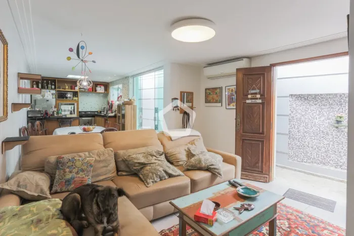 Casa em Vila Ipojuca