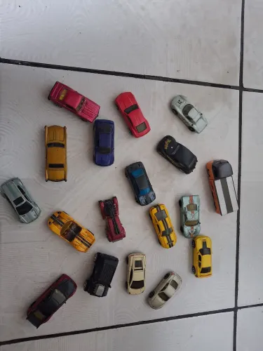 Carrinhos de ferro
