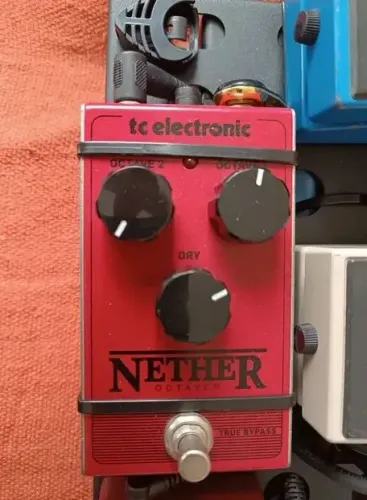 Oitavador PEDRADA Nether Octaver TC Electronic