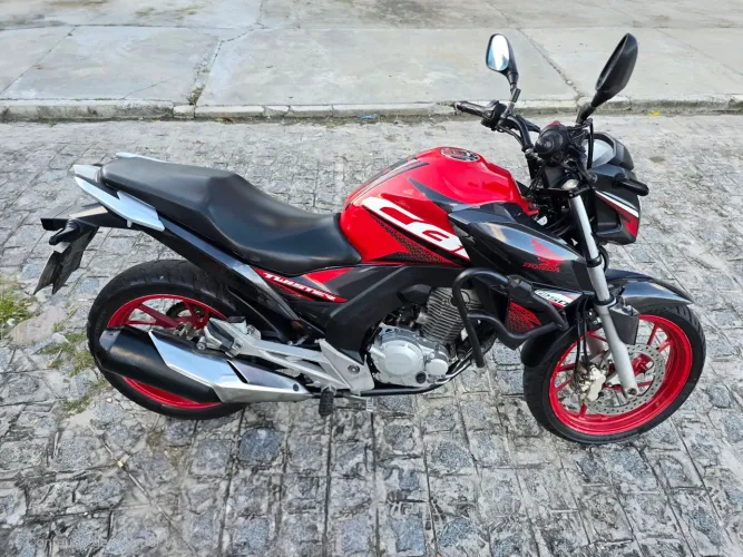 CB TWISTER 2020