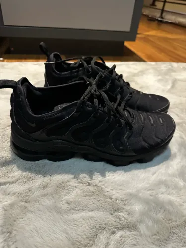 Vapormax plus original