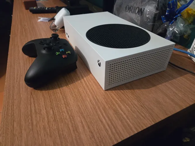 Xbox Series S + Controle Carbon Black