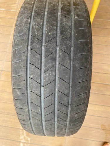 Vendo pneu aro 17