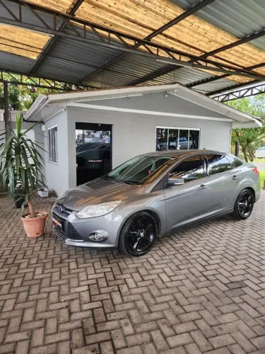 Ford Focus Sedan 2.0 16v/2.0 16V Flex 4P Aut. 2014