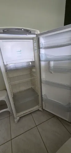 Geladeira em Tubarao
