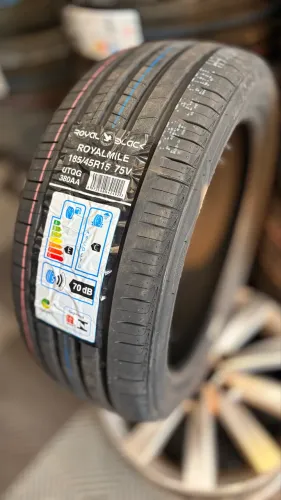Pneu 185/45/15 novo
