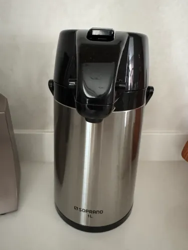 Vendo garrafa de café SOPRANO 1 litro