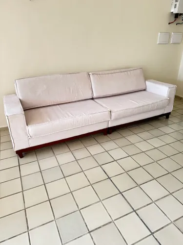 Sofá de 3 lugares 2.60m conservado