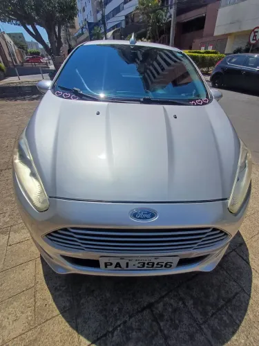 Ford Fiesta 1.6 16V Flex Mec. 5P 2015
