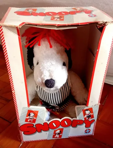 Boneco Snoopy Rock Estrela Pelúcia Anos 80 Na Caixa