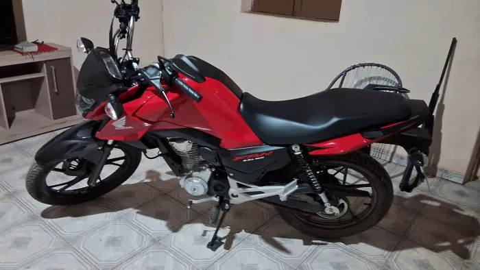 Moto Fan 160 2025