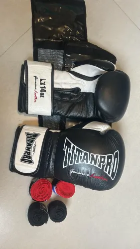 Luva de Boxe TitanPro