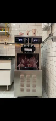 Maquina de sorvete soft 