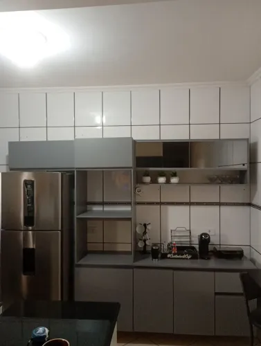 Armário de cozinha 1mil reais