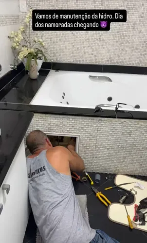 Conserto de banheira