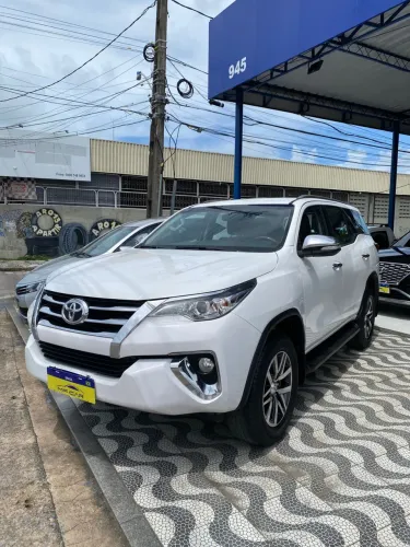 Toyota Hilux SW4 SR 4X2 2.7/ 2.7 Flex 16V Aut. 2017