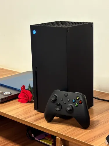 Xbox Series X - 1TB (Excelente estado)