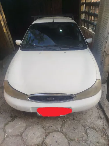 Ford Mondeo CLX 2.0i 4P MEC 1997