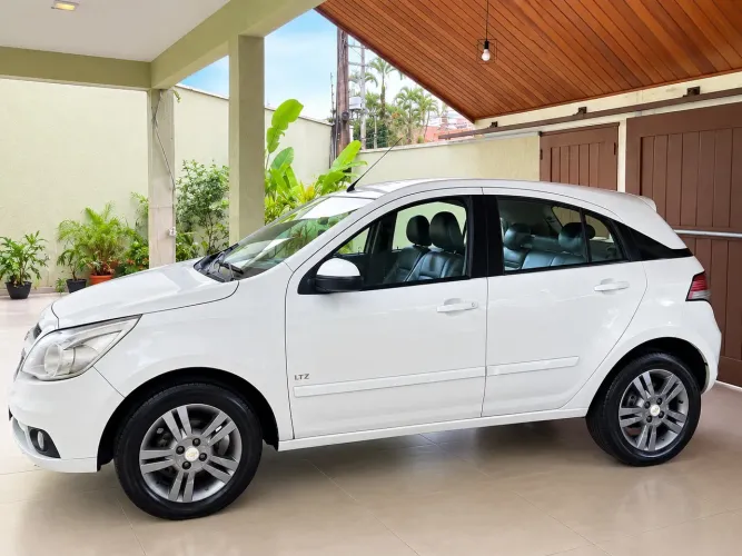 Chevrolet Agile LTZ 1.4 MPFI 8V Flexpower 5P 2012